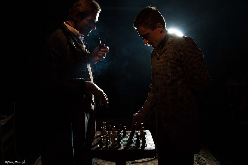 Teatr u Przyjaciół w Poznaniu zaprasza na spektakl inspirowany twórczością sir Arthura Conan Doyle’a i postacią Sherlocka Holmesa.