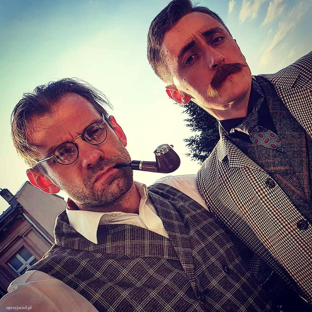 Teatr u Przyjaciół w Poznaniu zaprasza na spektakl inspirowany twórczością sir Arthura Conan Doyle’a i postacią Sherlocka Holmesa.
