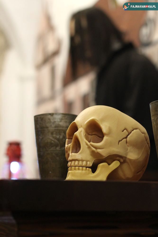 Pamiątka po epidemii dżumy w Laboratorium Frankensteina w Ząbkowicach Śląskich.