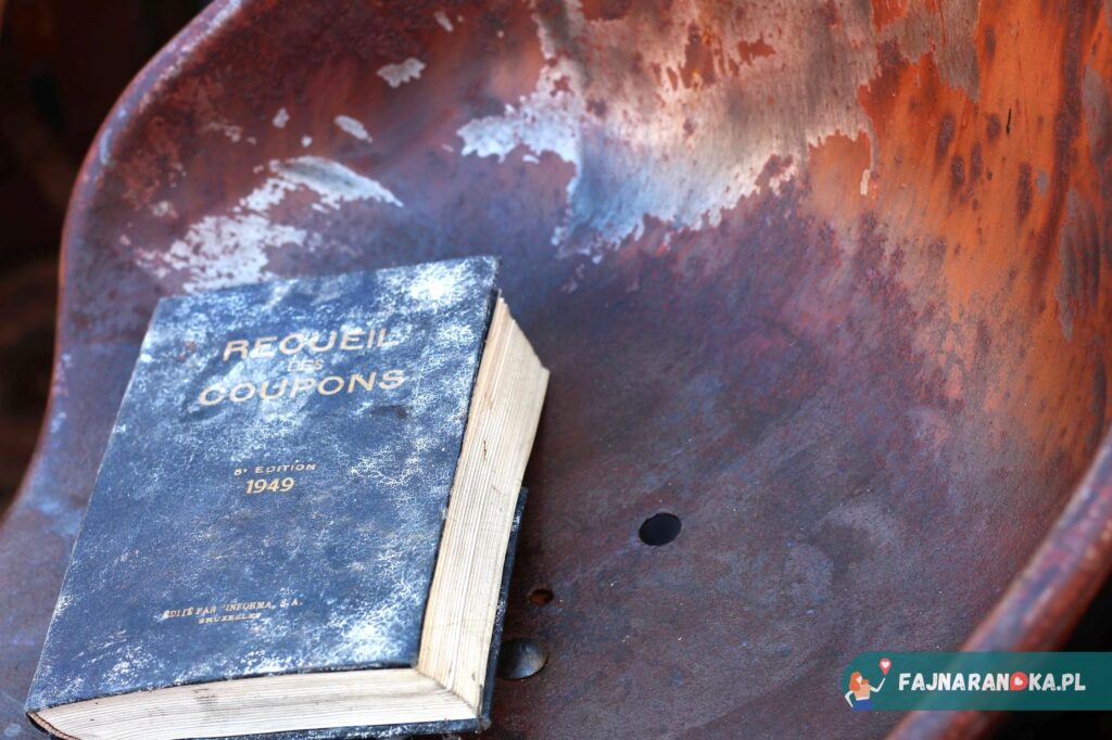 Piękne przedmioty na Jarmarku Dominikańskim.