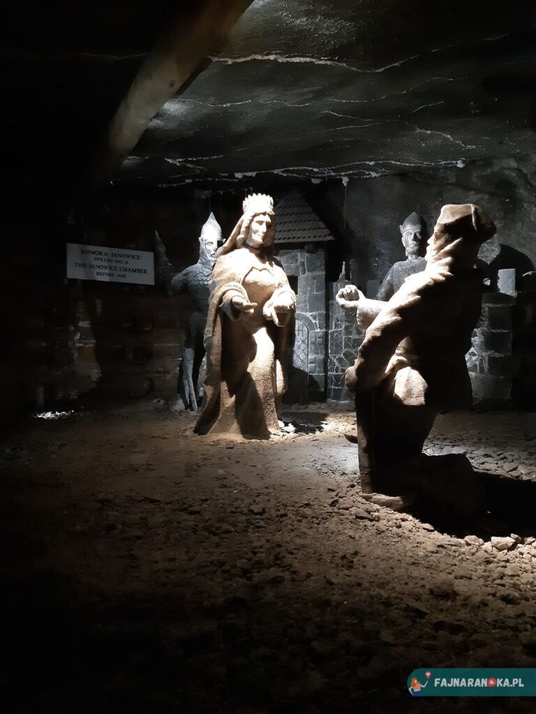 Wnętrze Kopalni Wieliczka - figura św. Kingi.