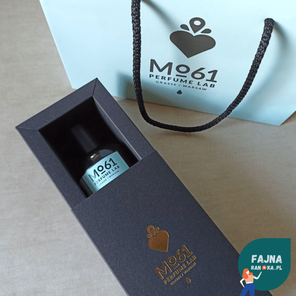 Pięknie zapakowane perfumy, które stworzyliśmy podczas naszej walentynkowej randki w Mo61 Perfume Lab w Poznaniu.