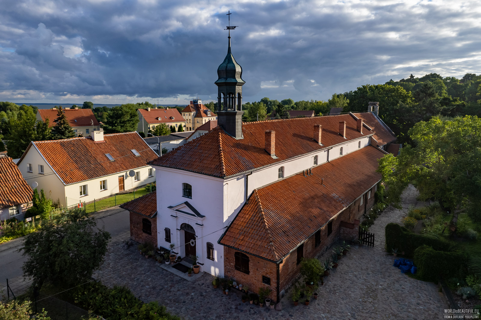 Budynek Szpitala św. Ducha i Muzeum Medycyny we Fromborku.