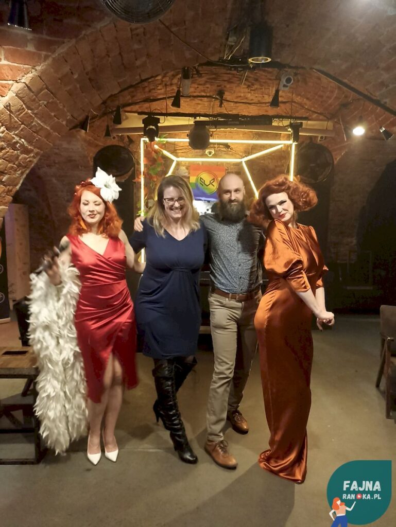 Nasza randka z burleską.