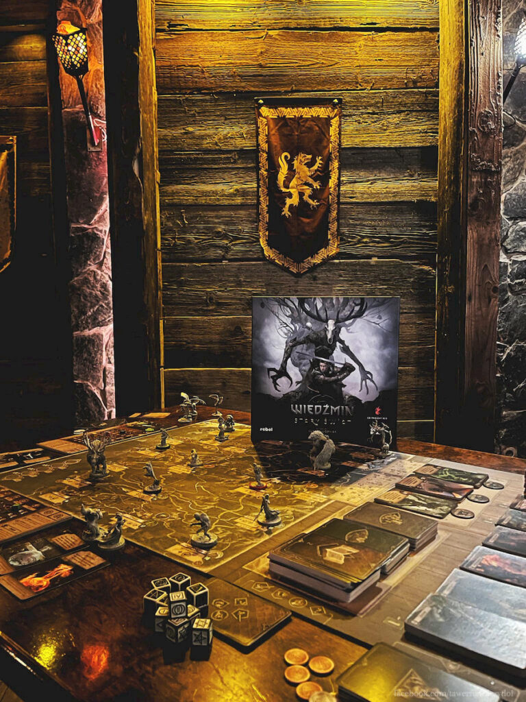 Planszówki czekają. Wybierzcie się na randkę z Wiedźminem w Krakowie.