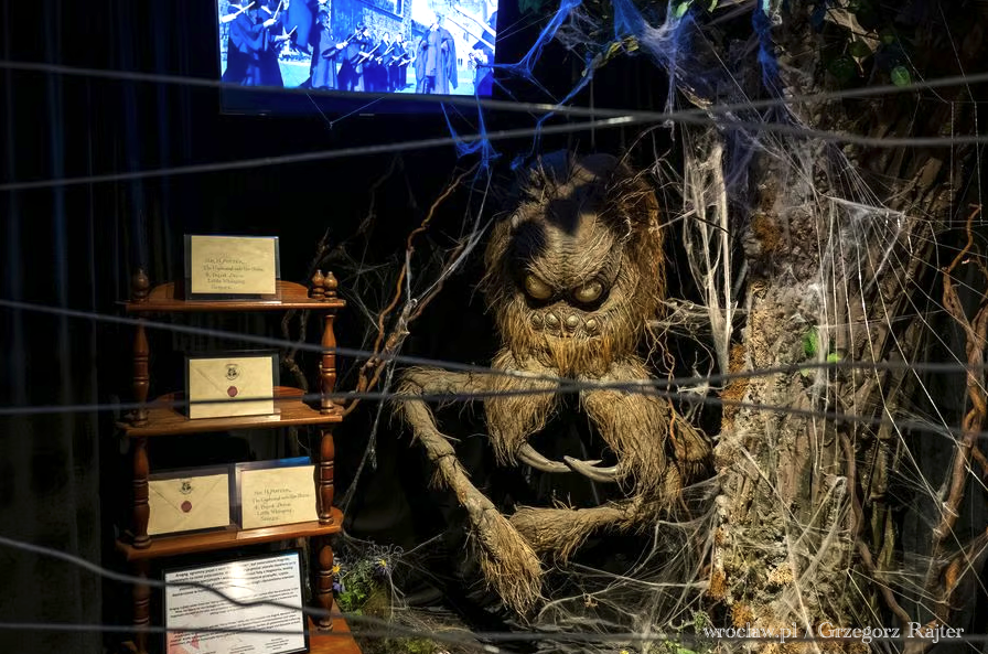 MovieGate: Pająk z filmu "Harry Potter i Komnata Tajemnic".