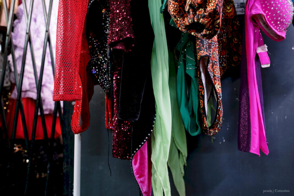 Randka z burleską - takie show to przede wszystkim przepych, pomysł i energia.